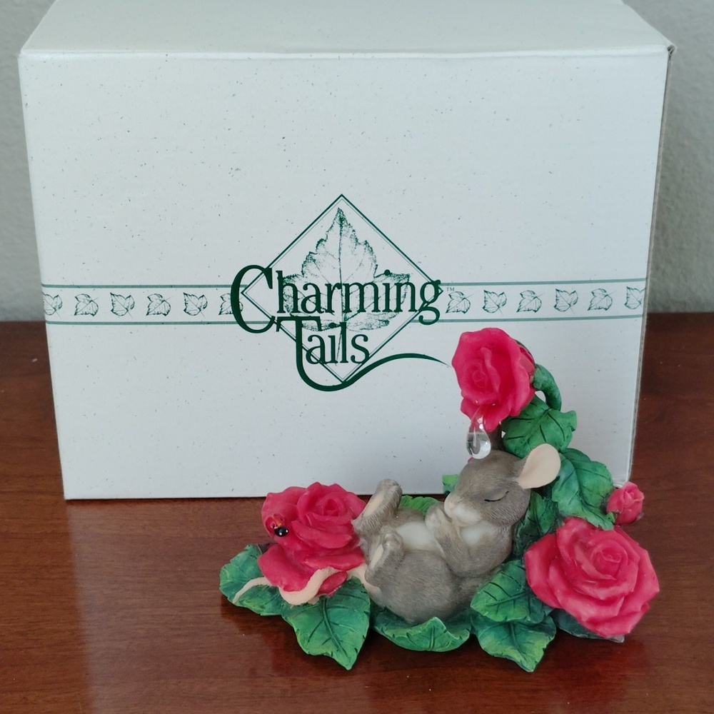 Fitz & Floyd Charming Tails - Life is a Bed of Roses - Signed by Artist